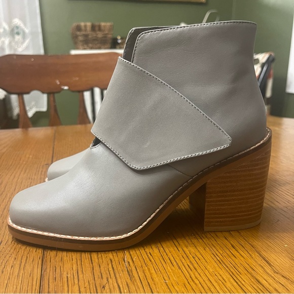 Shellys  London grey Alizia Anthropologie booties 8.5 - Picture 5 of 15